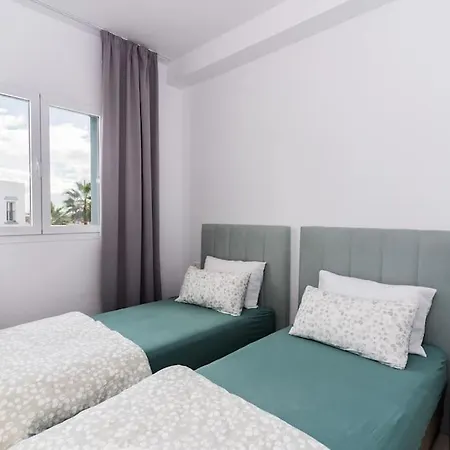 Luxury - Gym - 6 Pools - 3 Bed 401 Διαμέρισμα Εστεπόνα